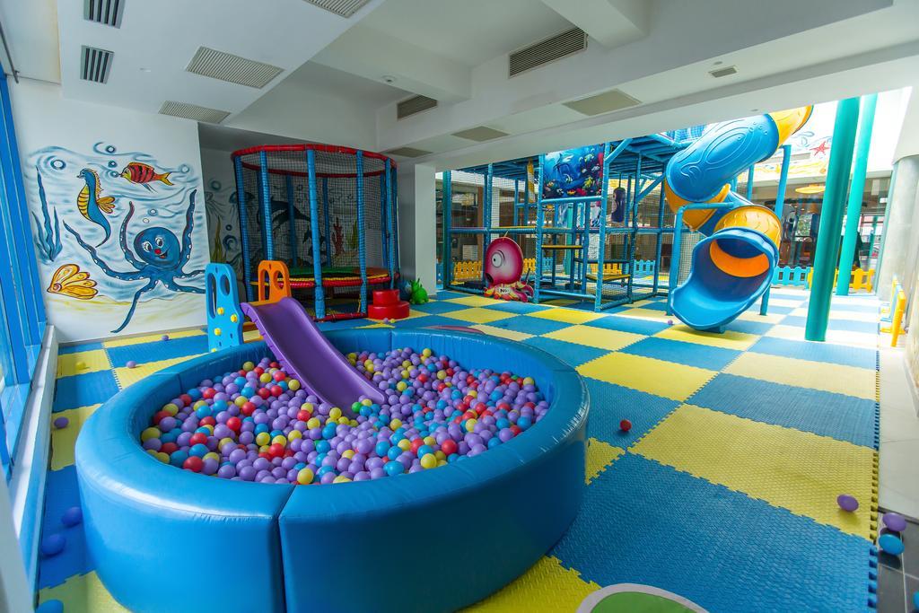 Hotel Riviera Mamaja Zewnętrze zdjęcie