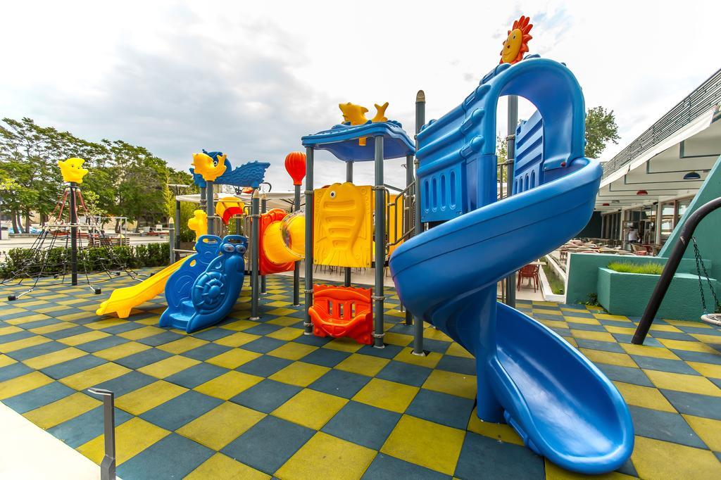 Hotel Riviera Mamaja Zewnętrze zdjęcie